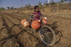 In a report released recently, the Indian Institute of Technology, Gandhinagar, University of California, and the India Meteorological Department, Pune, said nearly 50% of the country is currently facing drought with at least 16% falling in the “exceptional” or “extreme” category(Hindustan Times) In a report released recently, the Indian Institute of Technology, Gandhinagar, University of California, and the India Meteorological Department, Pune, said nearly 50% of the country is currently facing drought with at least 16% falling in the “exceptional” or “extreme” category(Hindustan Times)