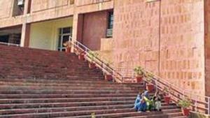 A video shared by JNUSU councillor Swati Singh on Twitter on Sunday showed a woman seen shouting “anti-JNU” slogans, calling the students “anti-national” and inviting people to “teach a lesson” to them.(HT File) A video shared by JNUSU councillor Swati Singh on Twitter on Sunday showed a woman seen shouting “anti-JNU” slogans, calling the students “anti-national” and inviting people to “teach a lesson” to them.(HT File)