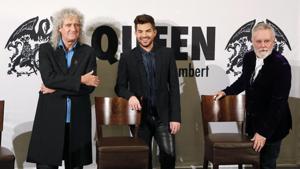 Members of the band Queen, guitarist Brian May (L) and drummer Roger Taylor (R), appear with singer Adam Lambert at a news conference in Berlin December 11, 2014.(REUTERS) Members of the band Queen, guitarist Brian May (L) and drummer Roger Taylor (R), appear with singer Adam Lambert at a news conference in Berlin December 11, 2014.(REUTERS)