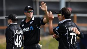 New Zealand's Tim Southee (L) celebrates with teammates after Bangladesh's Mahmudullah was dismissed during the third one-day international cricket match between New Zealand and Bangladesh at University Oval in Dunedin.(AFP) New Zealand's Tim Southee (L) celebrates with teammates after Bangladesh's Mahmudullah was dismissed during the third one-day international cricket match between New Zealand and Bangladesh at University Oval in Dunedin.(AFP)