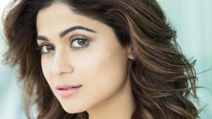 On a casual day, Shamita Shetty likes to wear a tee with a pair of denims. (Instagram) On a casual day, Shamita Shetty likes to wear a tee with a pair of denims. (Instagram)