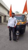 Sameer Chavan drives an auto in Virar.(HT PHOTO) Sameer Chavan drives an auto in Virar.(HT PHOTO)