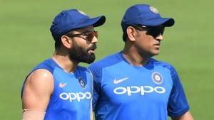 Indian cricket team's captain Virat Kohli (L) with Mahendra Singh Dhoni attend a training session.(AFP) Indian cricket team's captain Virat Kohli (L) with Mahendra Singh Dhoni attend a training session.(AFP)