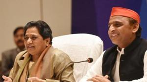 Mayawati and Akhilesh Yadav on Monday announced a poll pact for MP and Uttarakhand.(Subhankar Chakraborty/HT PHOTO) Mayawati and Akhilesh Yadav on Monday announced a poll pact for MP and Uttarakhand.(Subhankar Chakraborty/HT PHOTO)