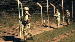 Border Security Force (BSF) soldiers standing guard during a night patrol near the fence at the India-Pakistan International Border at the outpost of Akhnoor sector, about 40 km from Jammu. Image for representation.(Photo: Nitin Kanotra / Hindustan Times) Border Security Force (BSF) soldiers standing guard during a night patrol near the fence at the India-Pakistan International Border at the outpost of Akhnoor sector, about 40 km from Jammu. Image for representation.(Photo: Nitin Kanotra / Hindustan Times)