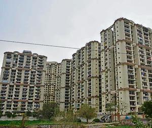 The houses, to be built under the Centre’s Pradhan Mantri Awas Yojna (PMAY), need to be sanctioned by the state government, which has approved at least 15,000 of the project reports forwarded by the Ghaziabad authority.(Sakib Ali/HT Photo) The houses, to be built under the Centre’s Pradhan Mantri Awas Yojna (PMAY), need to be sanctioned by the state government, which has approved at least 15,000 of the project reports forwarded by the Ghaziabad authority.(Sakib Ali/HT Photo)