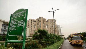 Jaypee is yet to deliver around 20,000 flats in Wish Town (above) and Jaypee Aman projects.(Virendra Singh Gosain/HT Photo) Jaypee is yet to deliver around 20,000 flats in Wish Town (above) and Jaypee Aman projects.(Virendra Singh Gosain/HT Photo)