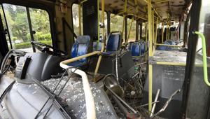 The bus that collided is the red air-conditioned one plying on route number 740 between Anand Vihar in east Delhi and Uttam Nagar in west Delhi.(Amal KS/HT Photo) The bus that collided is the red air-conditioned one plying on route number 740 between Anand Vihar in east Delhi and Uttam Nagar in west Delhi.(Amal KS/HT Photo)