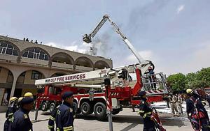 In its 2019-20 budget, MCG set aside Rs 14 crore for the fire department that will use Rs 10 crore to buy a turntable ladder.(HT File Photo) In its 2019-20 budget, MCG set aside Rs 14 crore for the fire department that will use Rs 10 crore to buy a turntable ladder.(HT File Photo)