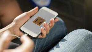 The researchers found that background music “significantly impaired” people’s ability to complete tasks testing verbal creativity - but there was no effect for background library noise.(Unsplash) The researchers found that background music “significantly impaired” people’s ability to complete tasks testing verbal creativity - but there was no effect for background library noise.(Unsplash)
