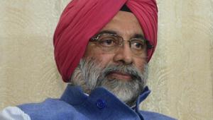 Former Army Chief Gen. JJ Singh is the Shiromani Akali Dal Taksali candidate from Khadoor Sahib Lok Sabha constituency.(HT Photo) Former Army Chief Gen. JJ Singh is the Shiromani Akali Dal Taksali candidate from Khadoor Sahib Lok Sabha constituency.(HT Photo)