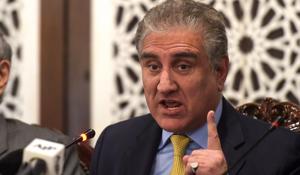 Shah Mahmood Qureshi adopted a maximalist position and raised the possibility of a war(AFP) Shah Mahmood Qureshi adopted a maximalist position and raised the possibility of a war(AFP)