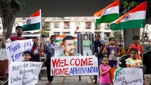 Mumbai.India-Feb - 28,2019: Children stand with a painting of Abhinandan Vardhaman a day before his release from Pakistan at Lalbaug in Dadar ,Mumbai,India,on Thursday,Feb 28th , 2019.(Photo by )(Hemanshi Kamani/HT Photo) Mumbai.India-Feb - 28,2019: Children stand with a painting of Abhinandan Vardhaman a day before his release from Pakistan at Lalbaug in Dadar ,Mumbai,India,on Thursday,Feb 28th , 2019.(Photo by )(Hemanshi Kamani/HT Photo)