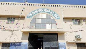 The Uttar Pradesh Pollution Control Board (UPPCB) has issued a notice to the Luksar jail authorities for not maintaining the sewage treatment plant on campus and burning municipal waste generated within the premises.(Sunil Ghosh/HT Photo) The Uttar Pradesh Pollution Control Board (UPPCB) has issued a notice to the Luksar jail authorities for not maintaining the sewage treatment plant on campus and burning municipal waste generated within the premises.(Sunil Ghosh/HT Photo)