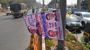 Mumbai congress Lok Sabha election campaign poster block the WEH at Malad in Mumbai(Satyabrata Tripathy/HT Photo) Mumbai congress Lok Sabha election campaign poster block the WEH at Malad in Mumbai(Satyabrata Tripathy/HT Photo)