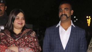 Indian Air Force (IAF) pilot Wing Commander Abhinandan Varthaman as he is released by Pakistan authorities at Wagah border on the Pakistani side, Friday, March 1, 2019.(PTI photo) Indian Air Force (IAF) pilot Wing Commander Abhinandan Varthaman as he is released by Pakistan authorities at Wagah border on the Pakistani side, Friday, March 1, 2019.(PTI photo)