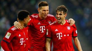 Bayern Munich's Javi Martinez celebrates scoring their first goal with team mates.(REUTERS) Bayern Munich's Javi Martinez celebrates scoring their first goal with team mates.(REUTERS)