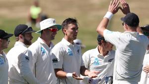 New Zealand's Trent Boult (C) celebrates tafter picking a wicket.(AFP) New Zealand's Trent Boult (C) celebrates tafter picking a wicket.(AFP)