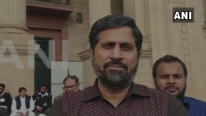 Fayyazul Hassan Chohan(ANI/Twitter) Fayyazul Hassan Chohan(ANI/Twitter)