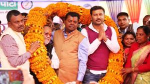 AJSU party President Sudesh Mahato and other party leaders during a rally in Giridih(HT) AJSU party President Sudesh Mahato and other party leaders during a rally in Giridih(HT)