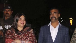 Indian Air Force (IAF) pilot Wing Commander Abhinandan Varthaman at the Wagah border after his release by Pakistani authorities on Friday.(PTI) Indian Air Force (IAF) pilot Wing Commander Abhinandan Varthaman at the Wagah border after his release by Pakistani authorities on Friday.(PTI)