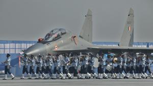 The Indian Air Force (IAF) asserted it was in a “high state of preparedness” to foil any aggressive move by its Pakistani counterpart.(Hindustan Times/Raj K Raj) The Indian Air Force (IAF) asserted it was in a “high state of preparedness” to foil any aggressive move by its Pakistani counterpart.(Hindustan Times/Raj K Raj)