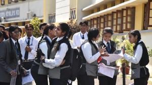 CBSE 2019 Question paper Analysis: The Class 10 students of Central Board of Secondary education who appeared for the maths paper on Thursday were satisfied with their performance.(Mujeeb Faruqui/HT Photo) CBSE 2019 Question paper Analysis: The Class 10 students of Central Board of Secondary education who appeared for the maths paper on Thursday were satisfied with their performance.(Mujeeb Faruqui/HT Photo)