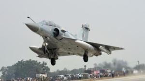 AFCAT result 2019 : Indian Air Force (IAF) has declared the AFCAT 01/2019 result on its official website at afcat.cdac.in. The exam was held on February 16 and 17, 2019.(PTI)