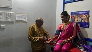A patient gets tested at India’s first holistic LGBTQ clinic and community-based HIV clinic at Humsafar Trust, Santacruz, Mumbai, on Thursday, March 7, 2019.(Satyabrata Tripathy/HT Photo) A patient gets tested at India’s first holistic LGBTQ clinic and community-based HIV clinic at Humsafar Trust, Santacruz, Mumbai, on Thursday, March 7, 2019.(Satyabrata Tripathy/HT Photo)