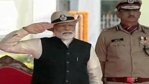 Prime Minister Narendra Modi on Sunday attended the 50th Raising Day celebrations of the Central Industrial Security Force (CISF) at Ghaziabad.(ANI/Twitter) Prime Minister Narendra Modi on Sunday attended the 50th Raising Day celebrations of the Central Industrial Security Force (CISF) at Ghaziabad.(ANI/Twitter)