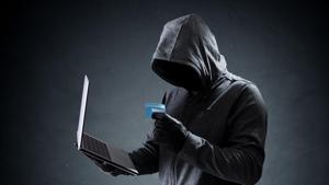Unidentified persons broke into the car of a 33-year-old dentist and fled with a laptop worth over Rs 1 lakh on Golf Course Road, the police said.(Getty Images/iStockphoto) Unidentified persons broke into the car of a 33-year-old dentist and fled with a laptop worth over Rs 1 lakh on Golf Course Road, the police said.(Getty Images/iStockphoto)