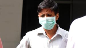 Doctors said the rising and falling temperatures also lower the immunity.(HT File Photo) Doctors said the rising and falling temperatures also lower the immunity.(HT File Photo)