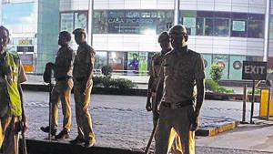 The new director-general of police (DGP), Manoj Yadava, presided over a meeting of senior police officials and station house officers (SHOs) of 40 police stations in the city to discuss the law and order situation ahead of Lok Sabha elections.(Yogendra Kumar/HT File PHOTO) The new director-general of police (DGP), Manoj Yadava, presided over a meeting of senior police officials and station house officers (SHOs) of 40 police stations in the city to discuss the law and order situation ahead of Lok Sabha elections.(Yogendra Kumar/HT File PHOTO)