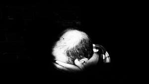 One study shows that the risk goes up to 24 to 50% for men whose partners suffer from PPD.(Unsplash) One study shows that the risk goes up to 24 to 50% for men whose partners suffer from PPD.(Unsplash)