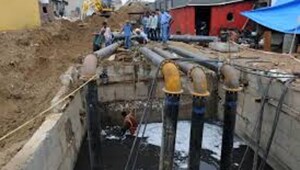 Work on a 35-metre stretch of the Khandsa drain may finally start, as a two-storey house in Khandsa village was sealed by a team of officials from the Municipal Corporation of Gurugram(MCG) on Monday.(File Photo)