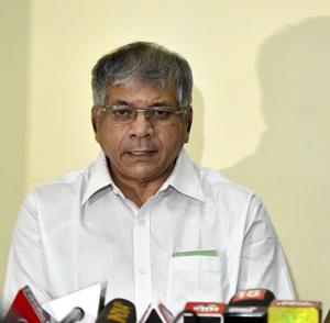 Prakash Ambedkar(Anshuman Poyrekar/HT Photo) Prakash Ambedkar(Anshuman Poyrekar/HT Photo)