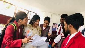 ISC 12th Biology Paper Analysis: ISC students after writing biology paper at Hoerner College in Lucknow on Thursday.(Rajeev Mullick/HT photo) ISC 12th Biology Paper Analysis: ISC students after writing biology paper at Hoerner College in Lucknow on Thursday.(Rajeev Mullick/HT photo)