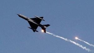 The Indian Air Force (IAF) conducted an operational exercise over the skies of border areas in Jammu and Kashmir and Punjab on Thursday night .(HT File Photo) The Indian Air Force (IAF) conducted an operational exercise over the skies of border areas in Jammu and Kashmir and Punjab on Thursday night .(HT File Photo)