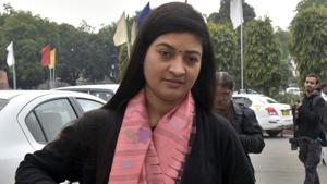 Alka Lamba said she did not approve the manner in which AAP has been repeatedly going to the Congress for an alliance.(HT File Photo) Alka Lamba said she did not approve the manner in which AAP has been repeatedly going to the Congress for an alliance.(HT File Photo)