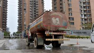 About 750 families are living in Pioneer Park — society’s daily water need roughly is 6 to 6.5 lakh litres.(HT File Photo) About 750 families are living in Pioneer Park — society’s daily water need roughly is 6 to 6.5 lakh litres.(HT File Photo)