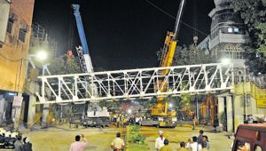 Six people died and 31 were injured in the incident.(Bhushan Koyande/HT) Six people died and 31 were injured in the incident.(Bhushan Koyande/HT)