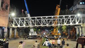 Less than seven months ago, the firm in charge of carrying out the structural audit of the bridge had declared it to be in good condition.(PTI) Less than seven months ago, the firm in charge of carrying out the structural audit of the bridge had declared it to be in good condition.(PTI)