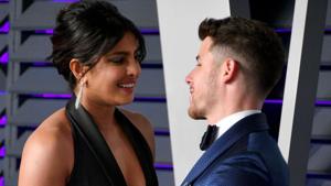 Priyanka Chopra (L) and Nick Jonas attend the 2019 Vanity Fair Oscar Party.(AFP) Priyanka Chopra (L) and Nick Jonas attend the 2019 Vanity Fair Oscar Party.(AFP)