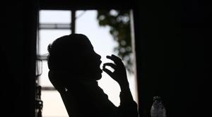 Even as the number of tuberculosis-related deaths in the city has declined over the past three years, an ongoing global study found nearly 40% of the tuberculosis (TB) patients in its Mumbai sample were infected with a drug-resistant form known as the Beijing strain. HT Photo by Kalpak Pathak(Hindustan Times) Even as the number of tuberculosis-related deaths in the city has declined over the past three years, an ongoing global study found nearly 40% of the tuberculosis (TB) patients in its Mumbai sample were infected with a drug-resistant form known as the Beijing strain. HT Photo by Kalpak Pathak(Hindustan Times)