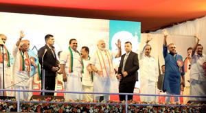 Prime Minister Narendra Modi and other BJP leaders wave at the audience during the inaugural ceremony of the Kollam Bypass on NH 66, in Kollam district of Kerala.(HT Photo) Prime Minister Narendra Modi and other BJP leaders wave at the audience during the inaugural ceremony of the Kollam Bypass on NH 66, in Kollam district of Kerala.(HT Photo)