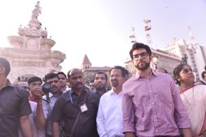 In a short speech on Wednesday evening in Mira Road, Aaditya Thackeray said he had come to seek “blessings” before the start of campaigning for the polls(Anshuman Poyrekar/HT Photo) In a short speech on Wednesday evening in Mira Road, Aaditya Thackeray said he had come to seek “blessings” before the start of campaigning for the polls(Anshuman Poyrekar/HT Photo)