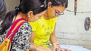 Police in Mumbai have arrested a man who allegedly promised and charged parents for getting their children admitted to colleges of their choice.(PTI File / Representational Photo) Police in Mumbai have arrested a man who allegedly promised and charged parents for getting their children admitted to colleges of their choice.(PTI File / Representational Photo)