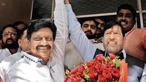 Anil Shirole(HT) Anil Shirole(HT)