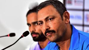A file photo of Harendra Singh (R) takes part in a press conference at Kalinga Stadium.(AFP) A file photo of Harendra Singh (R) takes part in a press conference at Kalinga Stadium.(AFP)