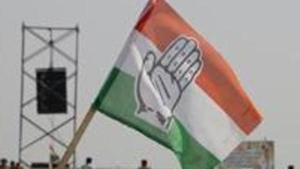 According to sources in Congress, the party may review distribution of Lok Sabha tickets in east Uttar Pradesh.(HT Photo) According to sources in Congress, the party may review distribution of Lok Sabha tickets in east Uttar Pradesh.(HT Photo)